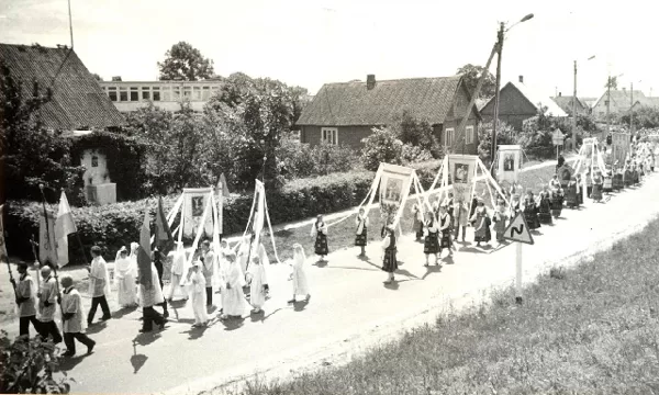 Eisena į Kryžių kalnelį 1990 m. birželio 14 d.