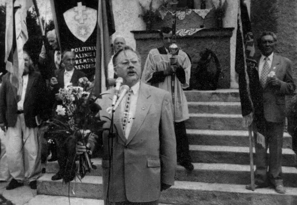 Kalba Ausčiausios Tarybos Atkuriamojo Seimo pirmininkas Vytautas Landsbergis