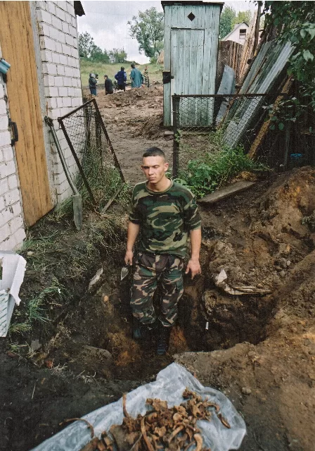 Partizanų kaulai prie buvusios NKVD būstinės